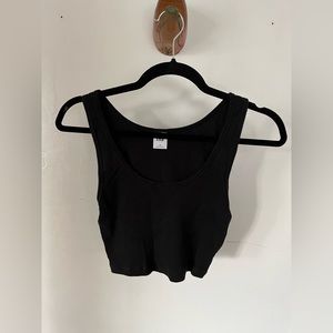 TNA cropped tank size medium